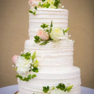 Floral wedding cake