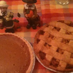 Pumpkin Pie &amp; Apple Lattice Pie