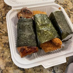 Spam Masubi $2.50