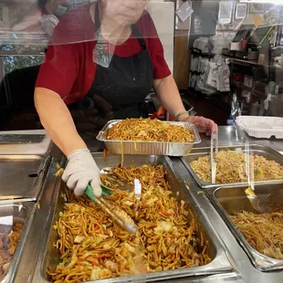 Chow meinnnnnnnn