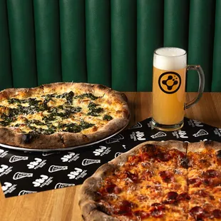 Crooked Run Heart &amp; Soul IPA mug with pepperoni and cream of the crop pizza