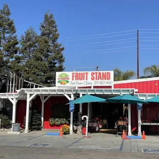 J and J Ramos Farm Stand! - Then this happened!
