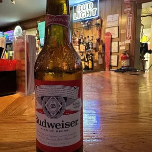 a bottle of budweiser beer