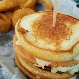 Cheesy Cheese Burger