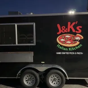 a black food truck