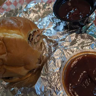 Pulled pork sandwich + a sweet and spicy bbq sauce side