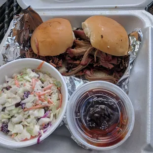 Pulled pork sliders with slaw