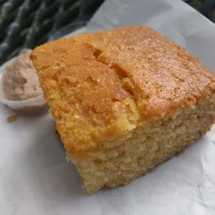 Sweet cornbread