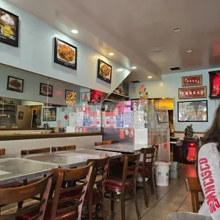 ramen and noodles, interior