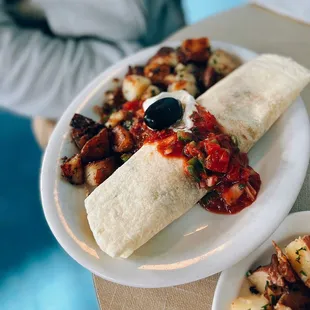 Breakfast burrito &amp; homefried potatoes