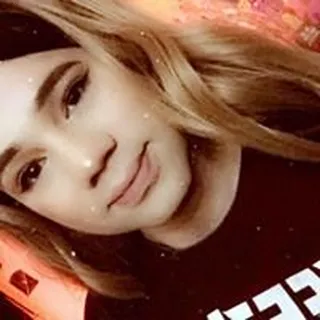 Naya F.