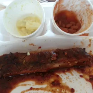 What&apos;s left of a bbq dinner...so good, but i couldn&apos;t finish it! Spicy BBQ Sauce Rules!!!