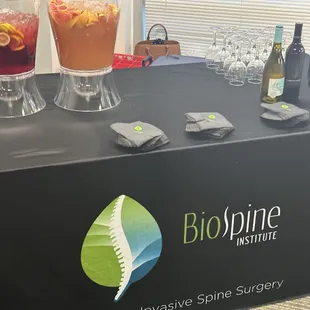 Mock tail station