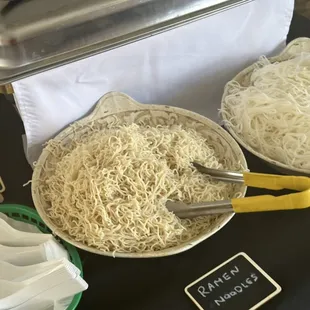 Ramen noodle station