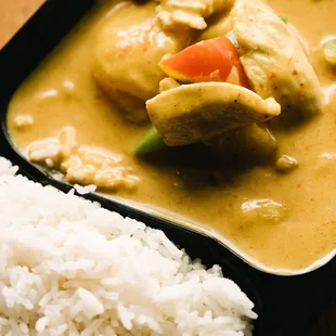 Yellow Curry w/ Chicken