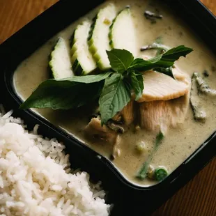 Green Curry w/ Chicken