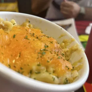 a bowl of macaroni and cheese