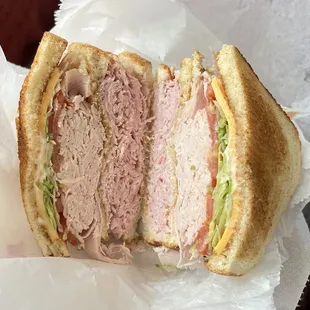 i mean WOW. found this hole in the wall and it does NOT disappoint!!! staff was super friendly and the most delish deli sandwich!!