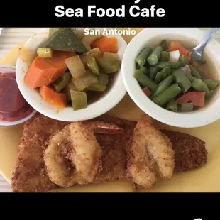 Lunch Fish &amp; Shrimp plate with stewed veggies, green beans. Only $7.99 with drink included.