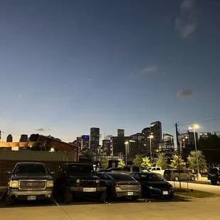 ows cars parked in a parking lot