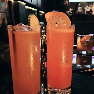 Charlotte's Dilemma on the left, G.O. Paloma on the right