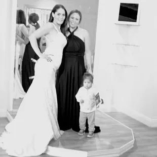 my maid of honor here is rocking the awesome infinity bridesmaids dress in black,