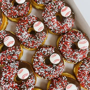 Baseball donuts