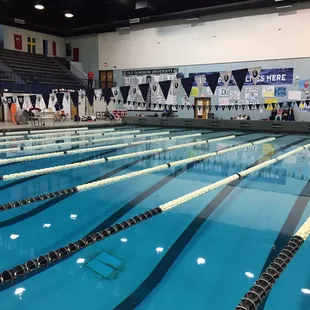 Quiet before start of a USAS swim meet
