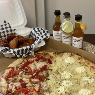 6/18/21 wings, half Boardwalk half White pie &amp; cocktails from Bar Leather Apron