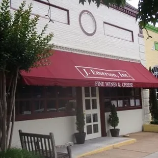 the front of a fine wines and cheese restaurant