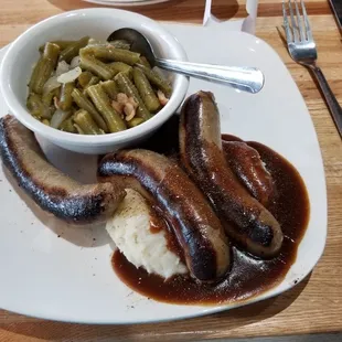 Bangers and mash w an extra banger.
