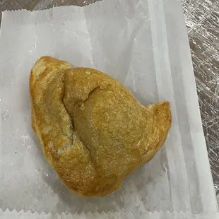 Curry beef pastry