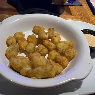 Garlic Cheese Curds