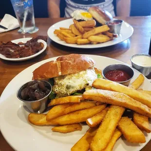 Fried Egg Burger