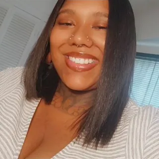Mo W.