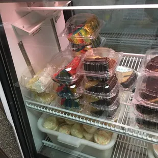 food, cupcakes, dessert