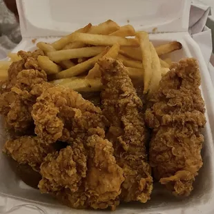bbq chicken, fried chicken, bbq wings, chicken wings, chicken wings and fried chicken, chicken, fried chicken wings, poultry, food