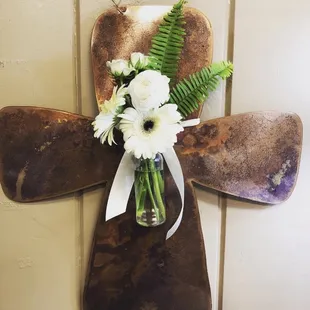 Cooper Cross door or wall hanger with fresh flowers in a clear vase.  Great for any occasions or as a gift.
