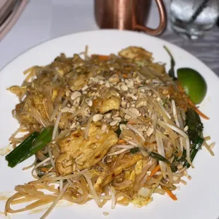 a plate of pad thai