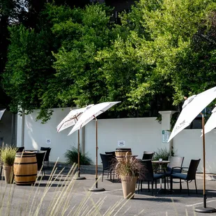 Weekend Outdoor Tastings