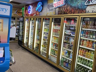 McGrueder’s Liquor & Smoke Shop