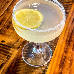 French 76 - vodka, champagne, lemon and a sugar rim