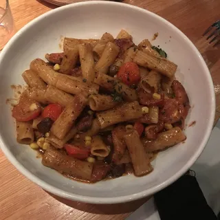 Creamy Chipotle Rigatoni