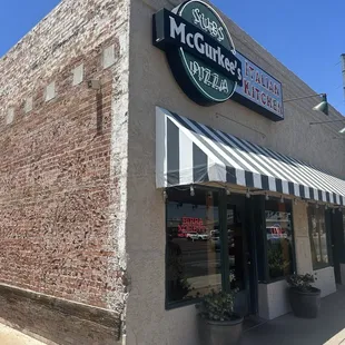 Front of restaurant off N 15th avenue