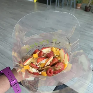 2. Fruit Deluxe Crepe