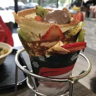 3. Tokyo Sakura Crepe