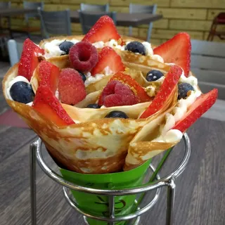 4. Berry Twist Crepe