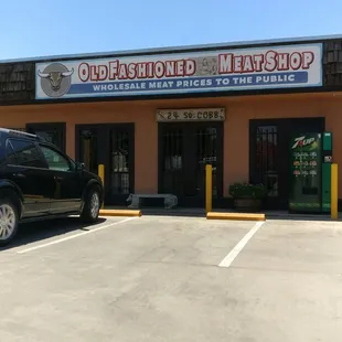 the outside of the restaurant