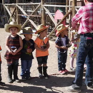 Now its time to groom the ponies!