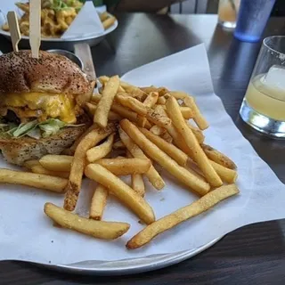 Backyard Boogie Burger